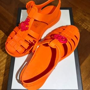Gucci Orange Sandals Size 27